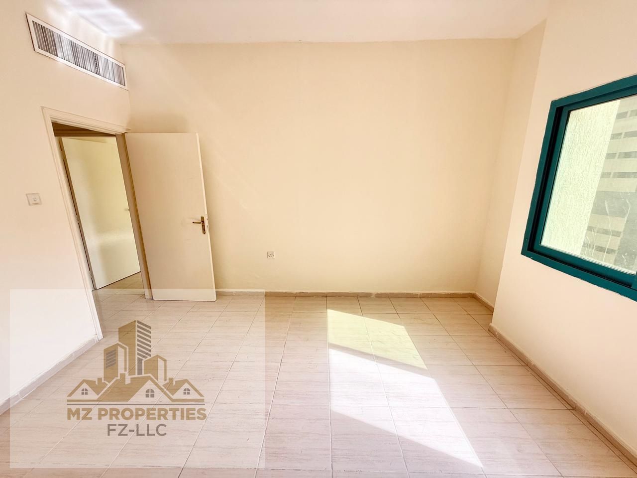 NO CASH DEPOSIT 1 MONTH FREE ! V. I. P. 2 BEDROOMS HALL ! FAMILY BUILDING ! REASONABLE PRICES ! IN 34999