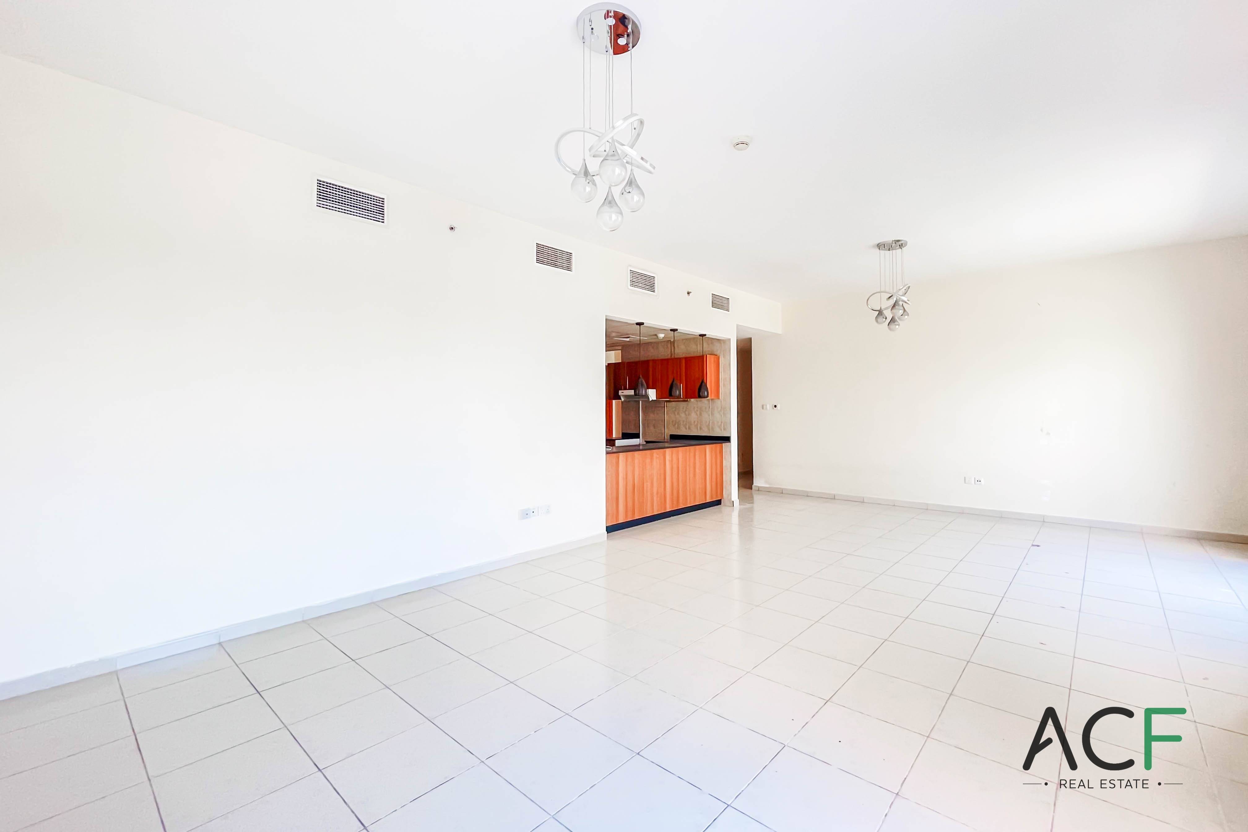 Vastu Compliant | Massive Terrace | Vacant | Plus Storage