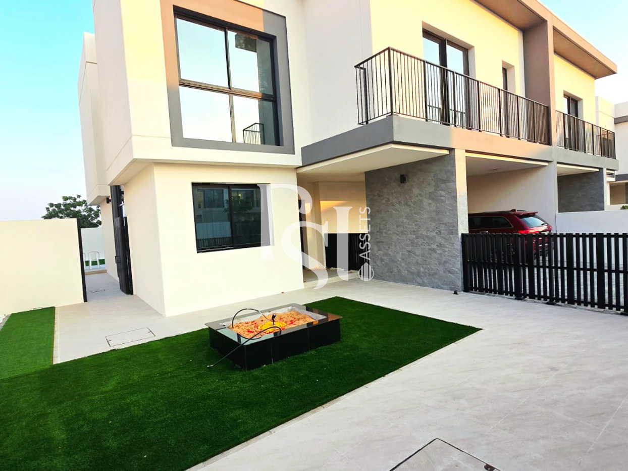 4BR Duplex | Single Row | Landscape Garden