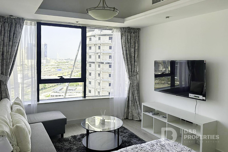 Spacious Studio | Furnished | Vacant Now