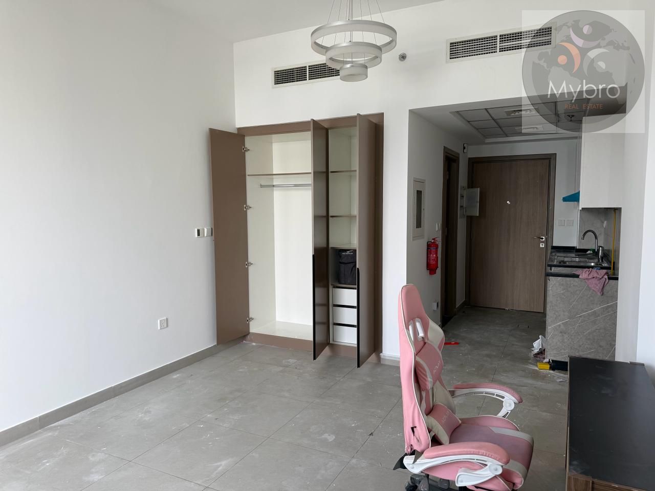 Vacant Soon | Amenities | Studio