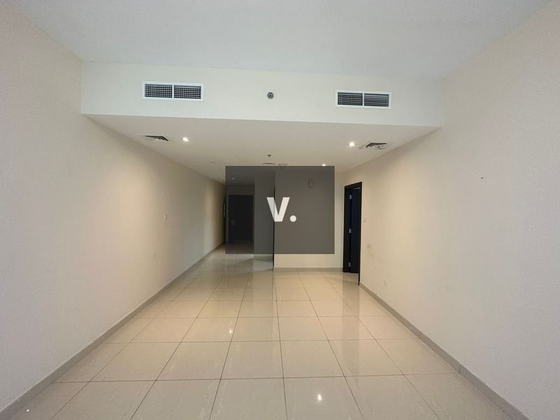 4 Cheque | High Floor | Close to One Central and Metro