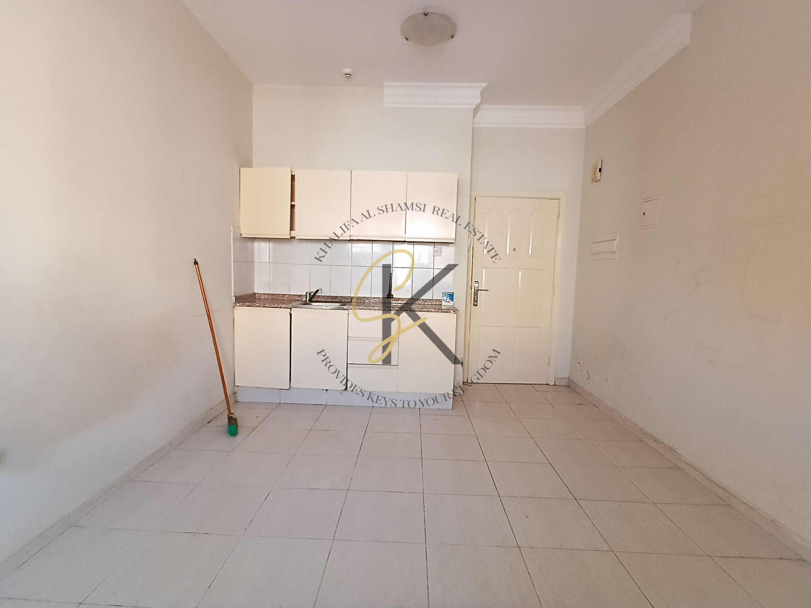 Studio available Neat and clean Building full of family building near by safri Mall for contact Babar