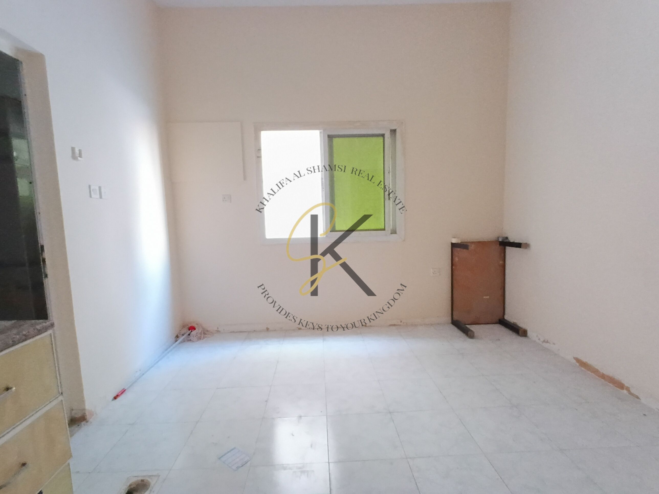Lavish studio Neat and clean Building full of family building for contact Babar
