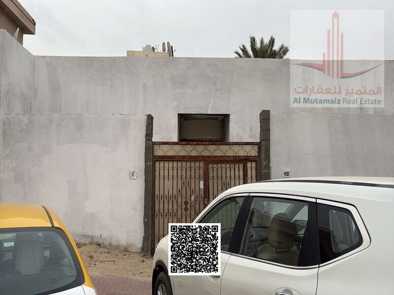 A unique opportunity for discerning investors: A residential/commercial house for sale in Al Nuaimiya 1, with a land area of 3627 sq ft. Permit for