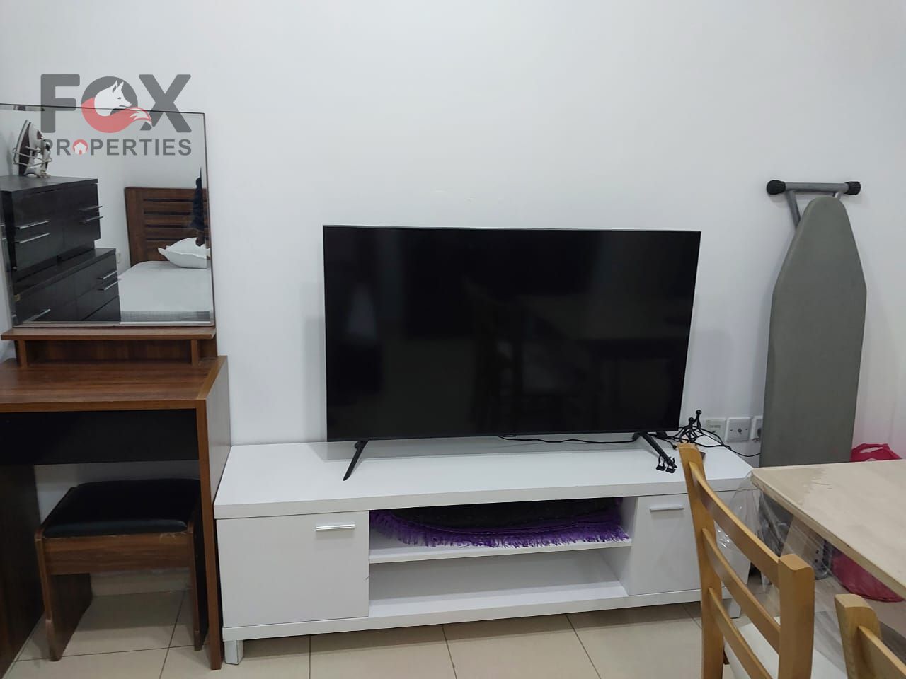2-Bedroom Apartment for Annual Rent in City Tower Ajman, Fully Furnished with 2 Balconies, Free Parking, Closed Kitchen, and Open Palace View