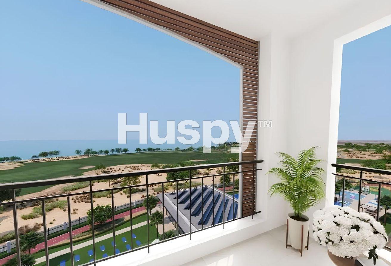 Golf View | High Floor | Maids Room