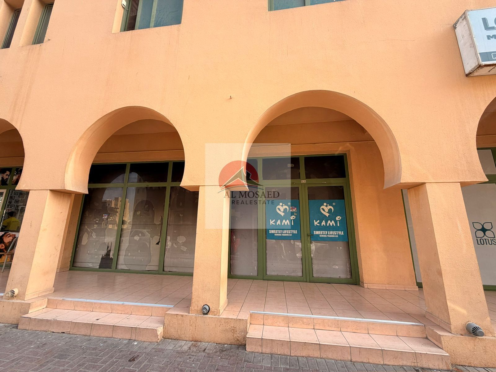 SHOP FOR RENT--FRONT AND ROAD VIEW| IDEAL LOCATION| VACANT