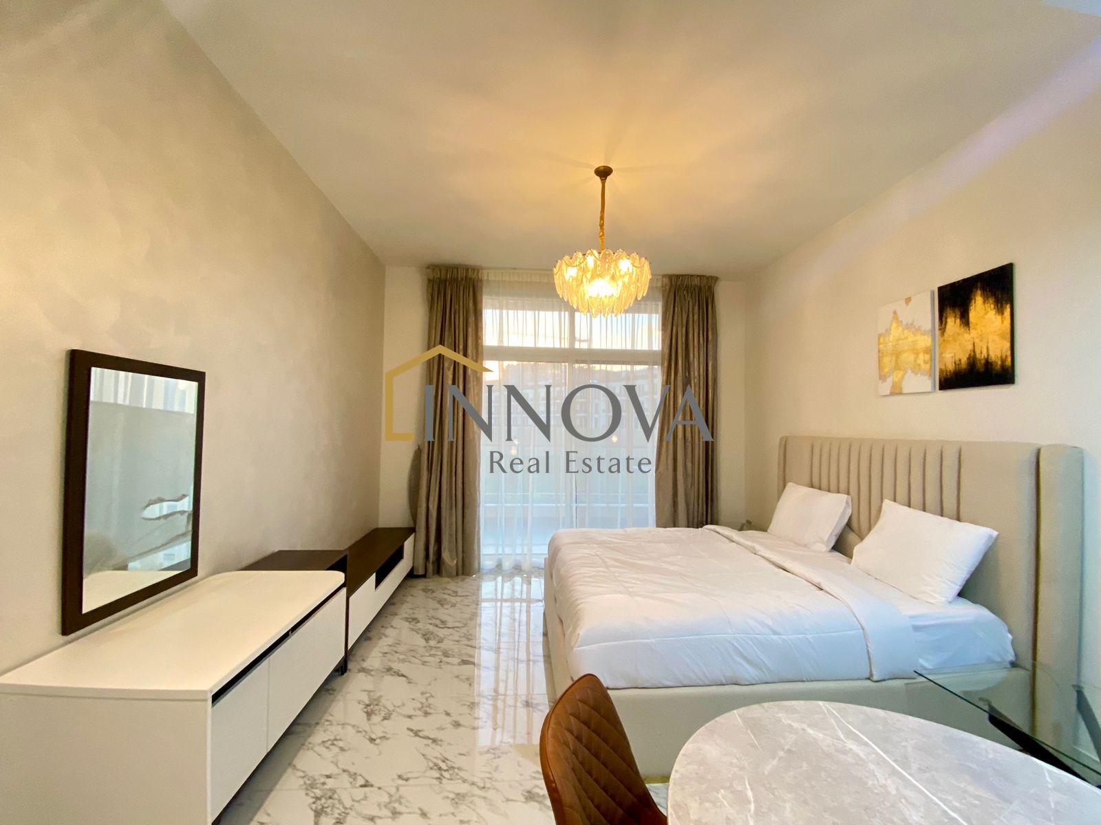 Studio Apartment | Balcony | Arjan