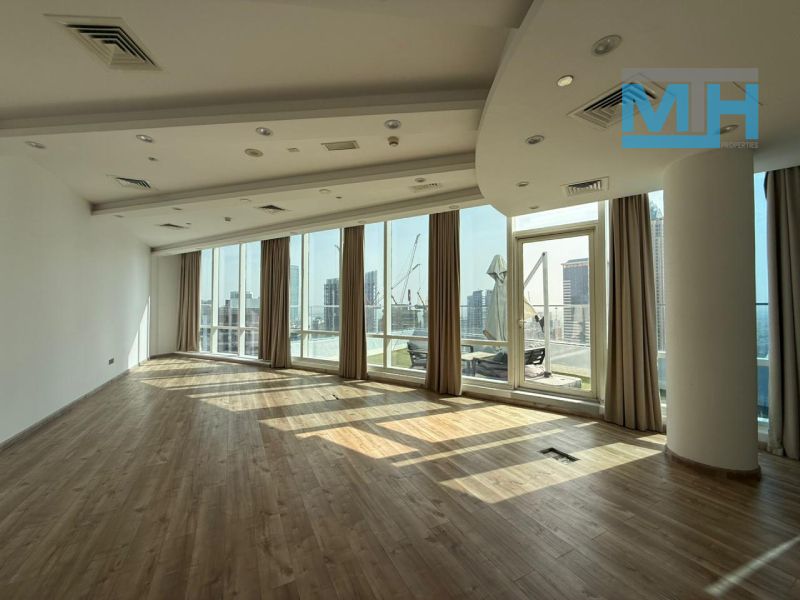 Unfurnished | Close To Metro | Ready To Move In | High Floor
