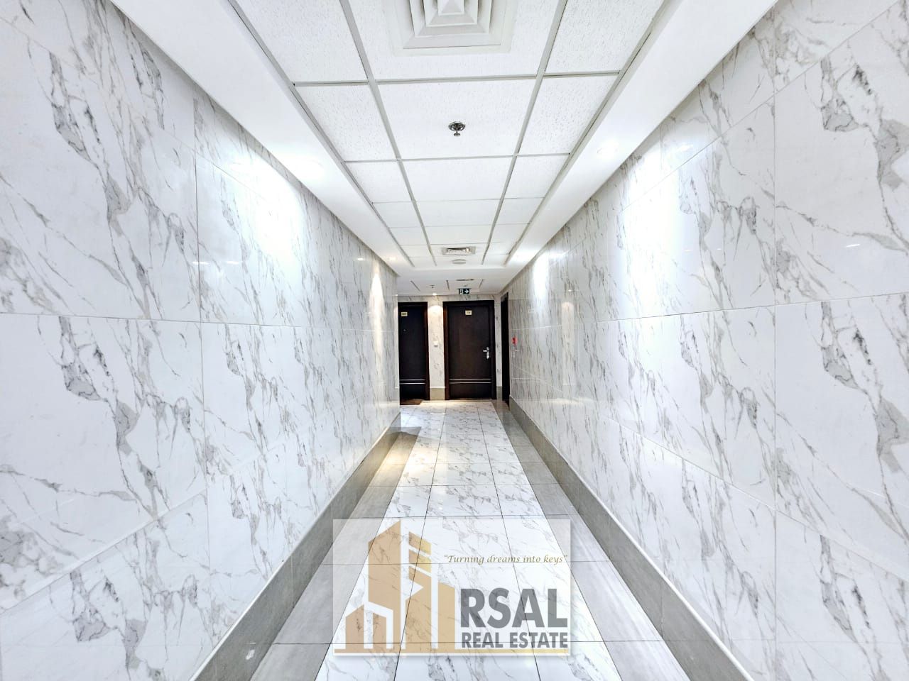 Today Offer Afordable Lavish Family 1Bhk // Low Commission//Coverd Parking//Ready to Move//Easy Payment//Close To The Safari Mall
