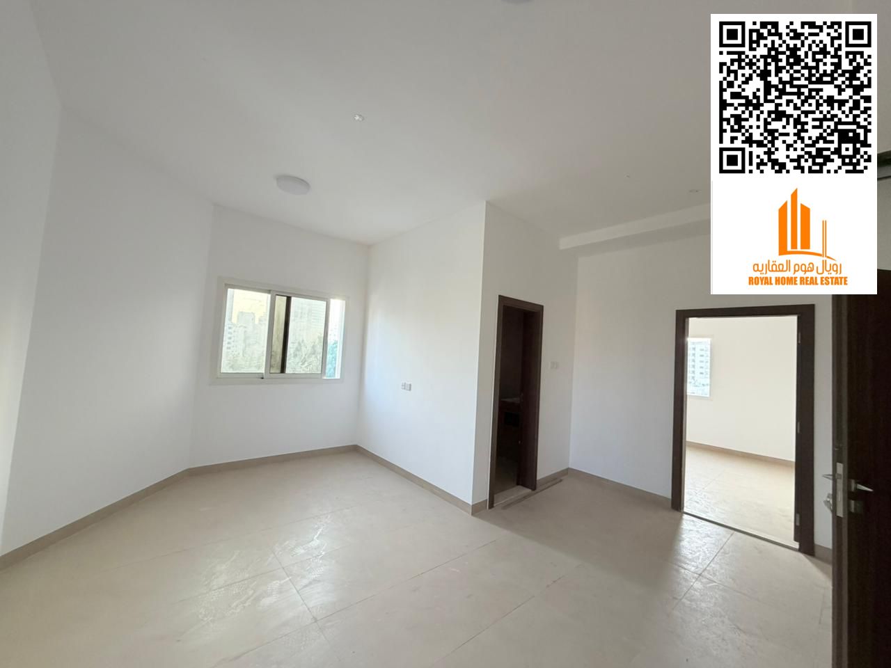 Brand new studio apartment with a kitchenette, high-end finishing, excellent space, flexible payment options, and free periodic maintenance. Prime loc