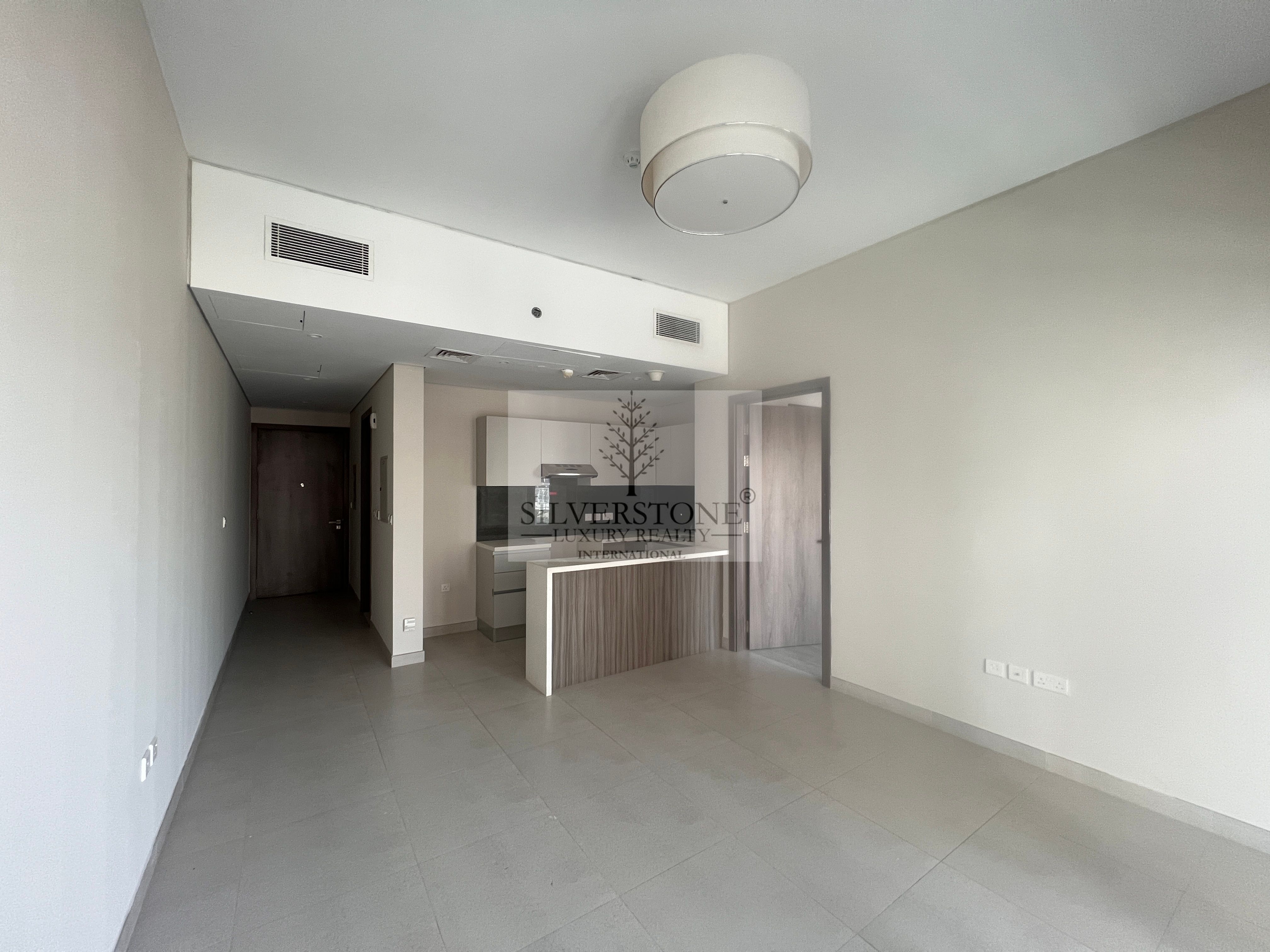 4 Cheques | Spacious | Ready to Move