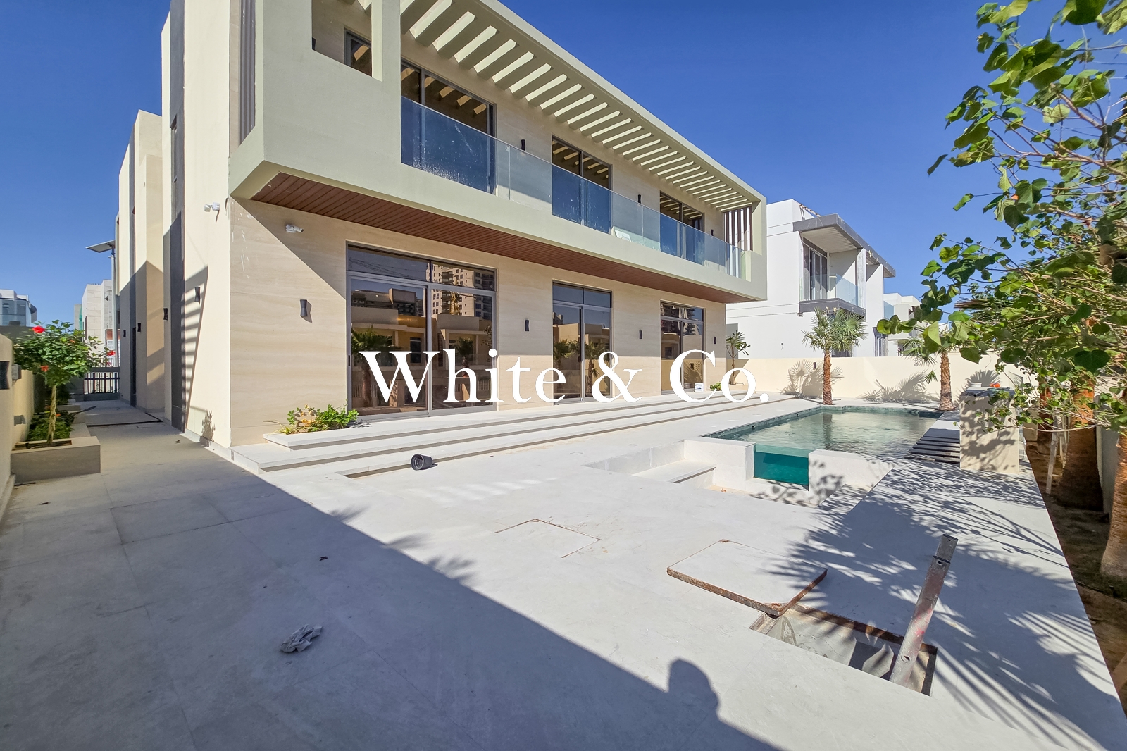 Brand New | Single Row | Private Pool