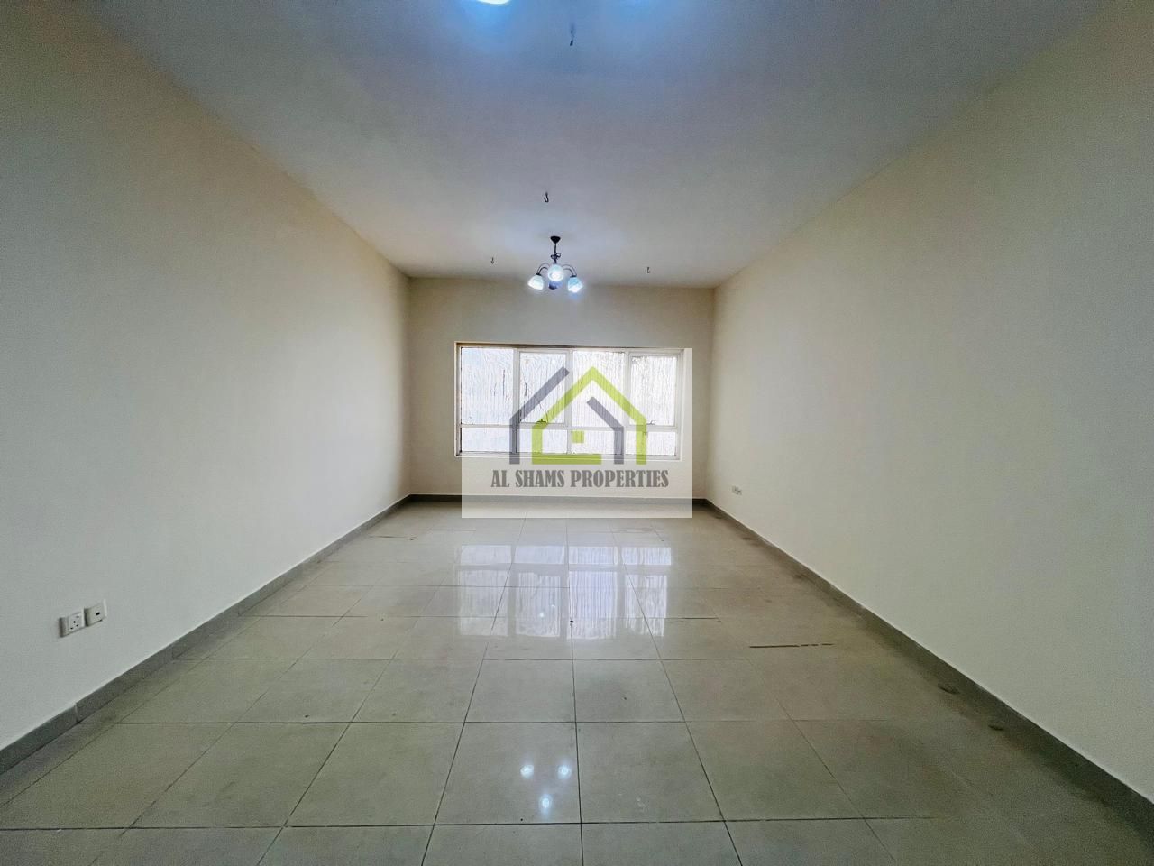 OPPOSITE SAHARA CENTRE GET 3BHK WITH PARKING FREE