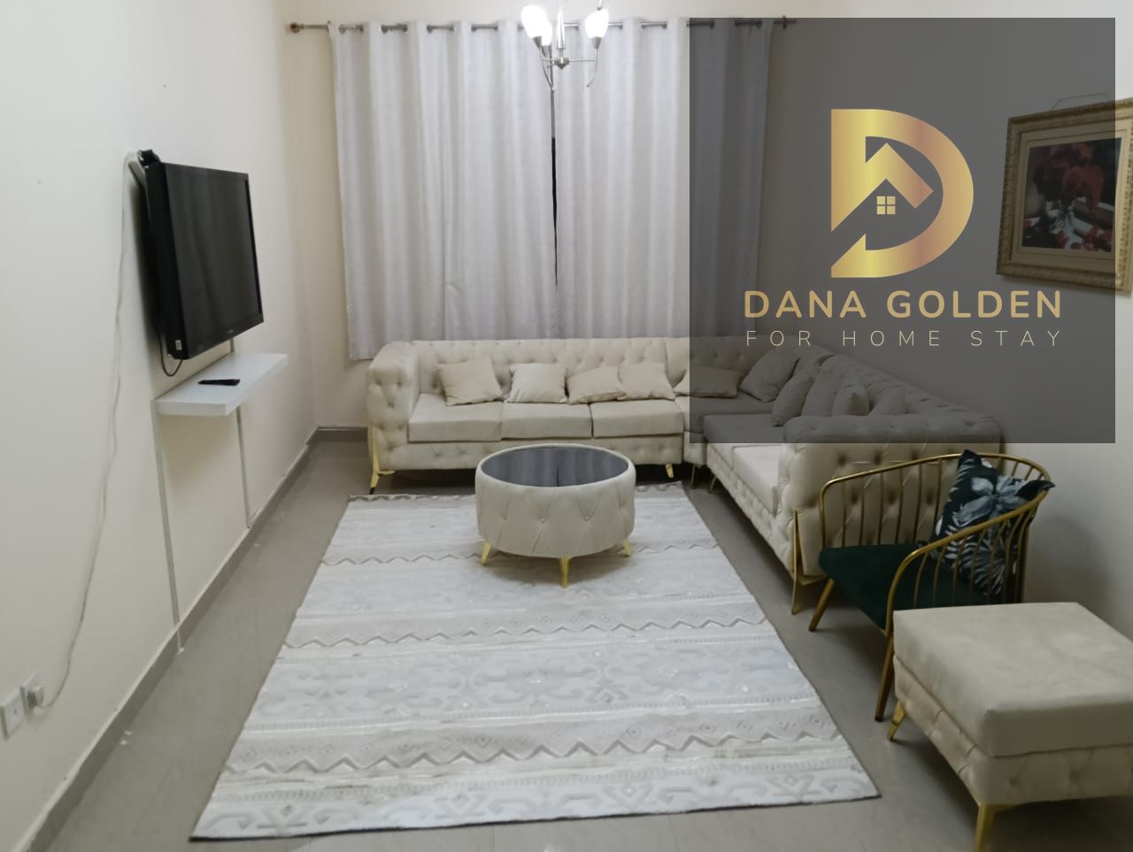 For rent a room and a hall in Sharjah Al Taawun