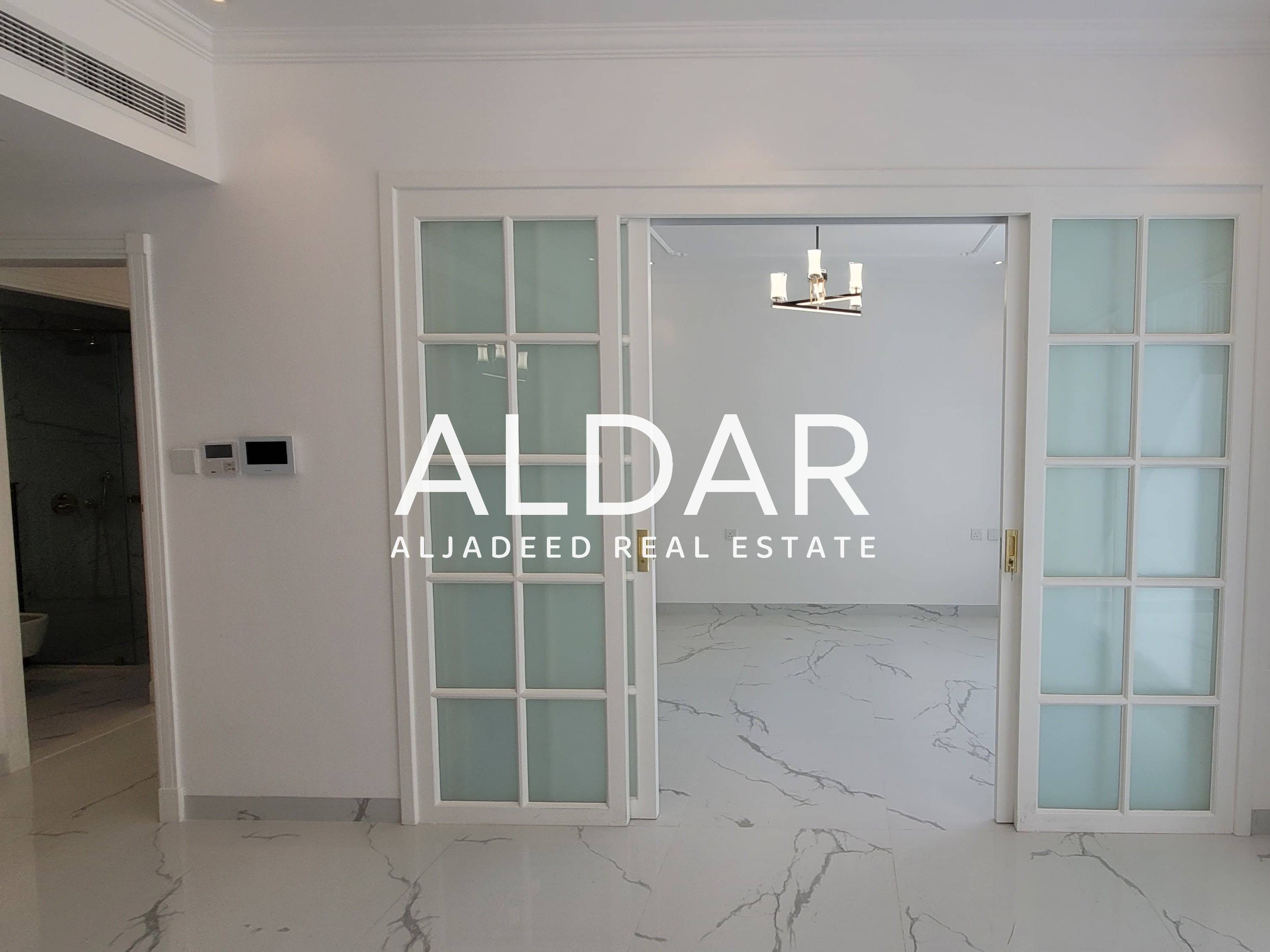 Bright and Airy |Convenient Living |Open Kitchen