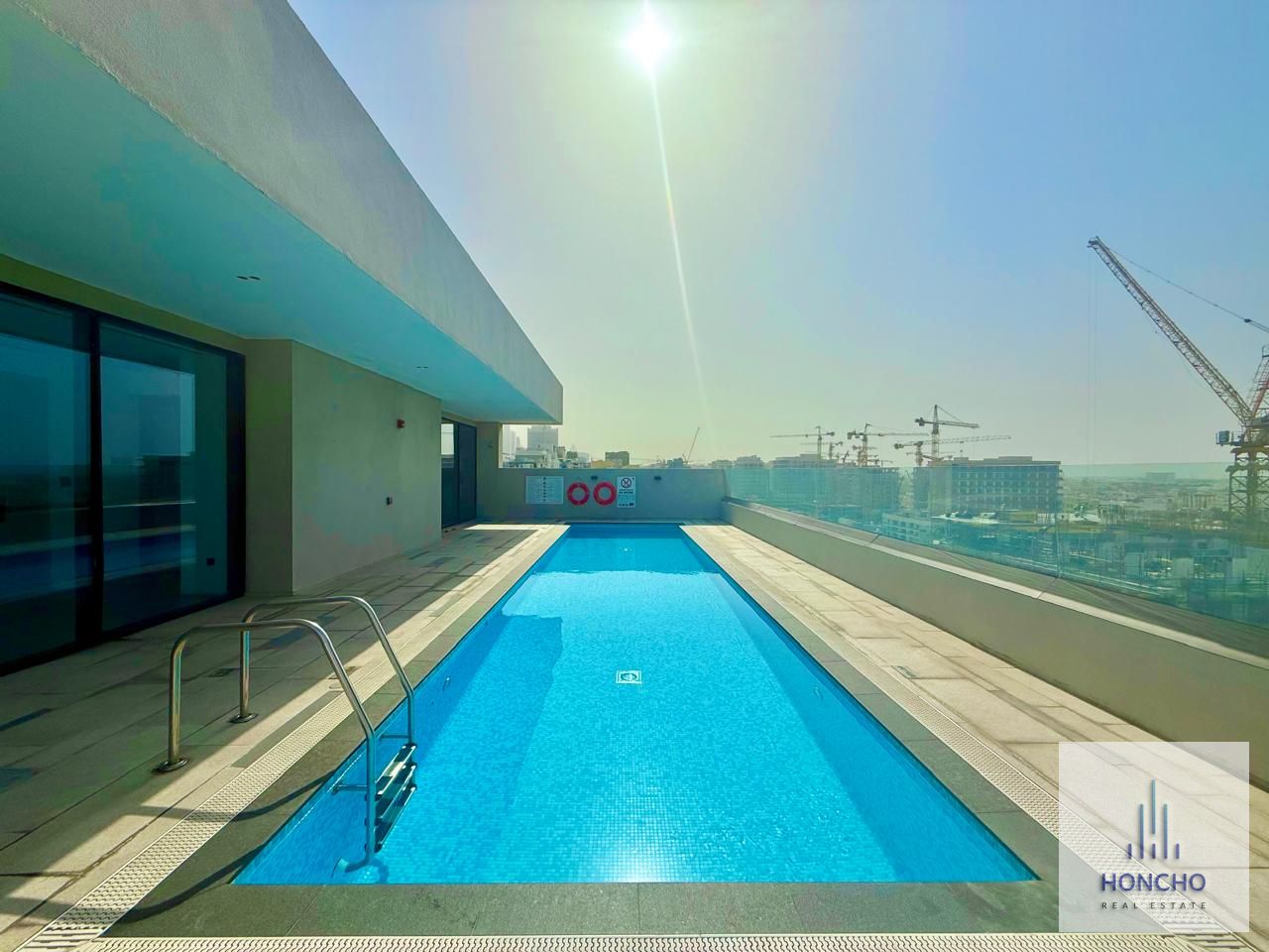 CLOSE TO METRO | SUPERB BUILDING | ALL AMENETIES