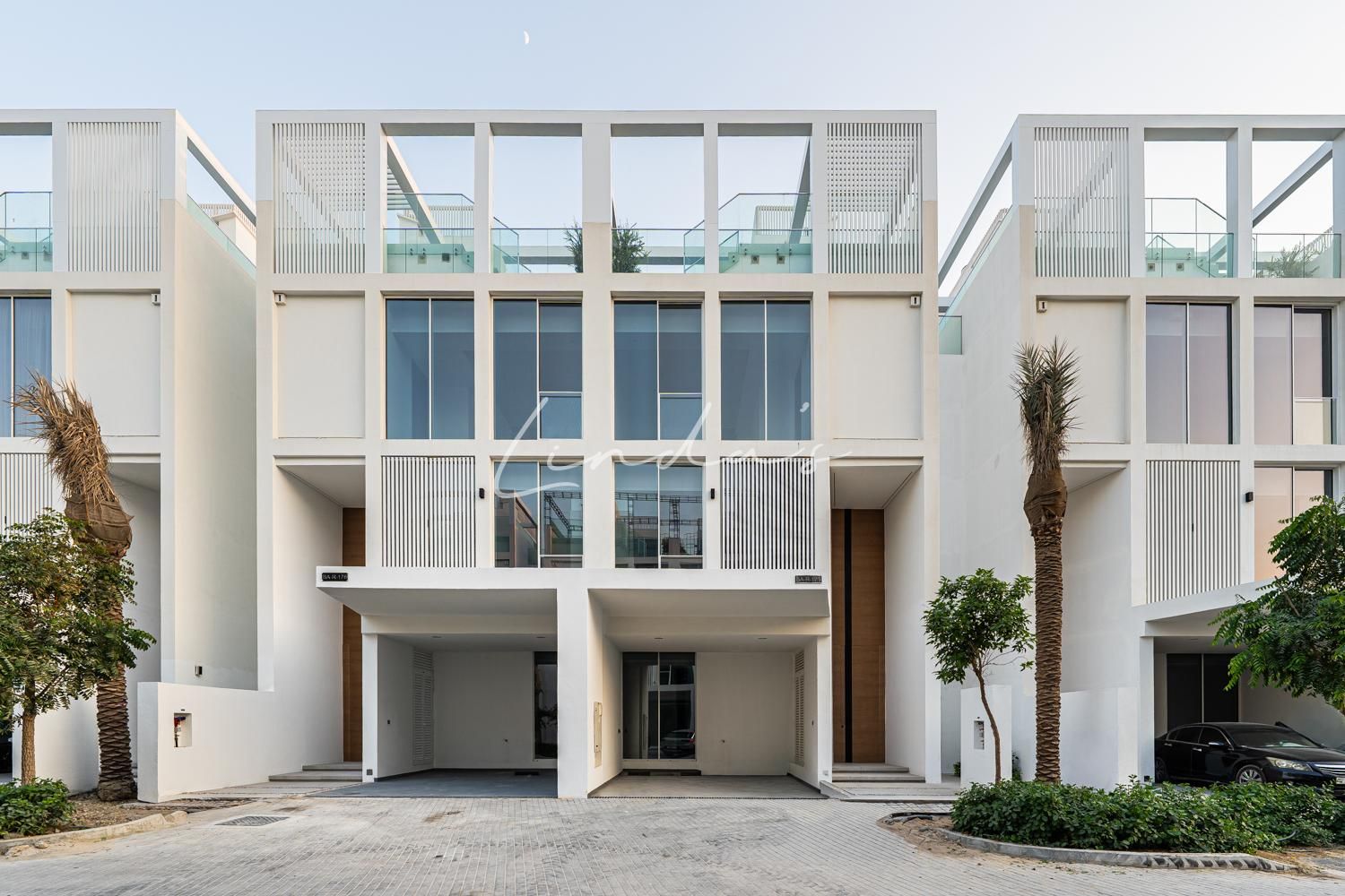 Brand New|Ready to Move | Natu...