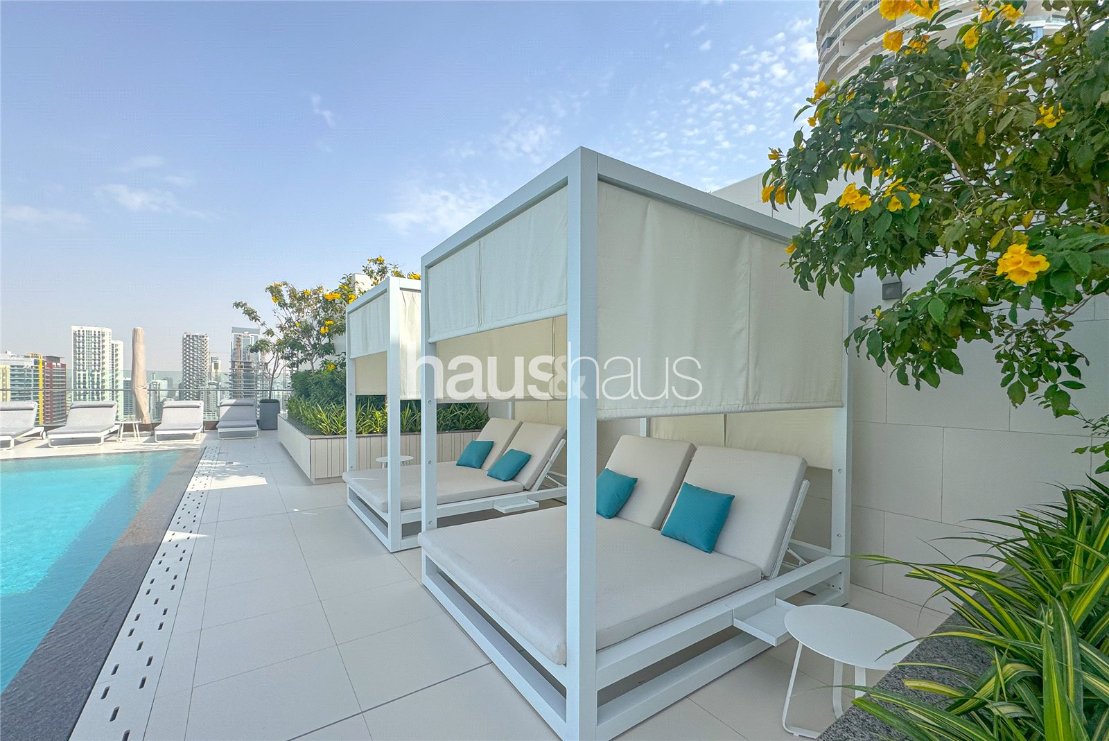 Luxurious | Modern | Ready to Move In