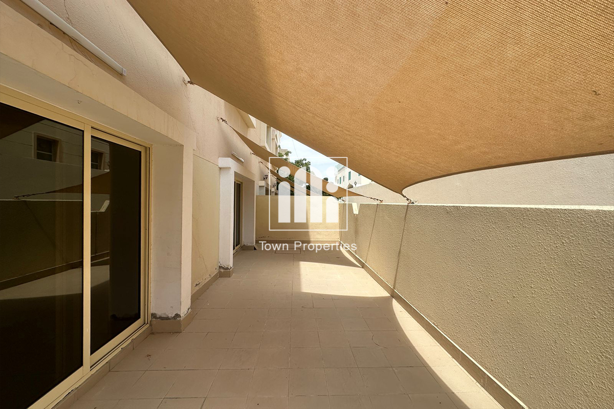 Commercial Villa 4BR + Maid | Near Services |