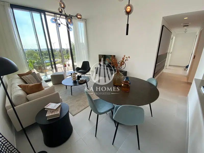 Ready-to-move-in apartment in Muwailih | Near Al Zahia Mall | Freehold |