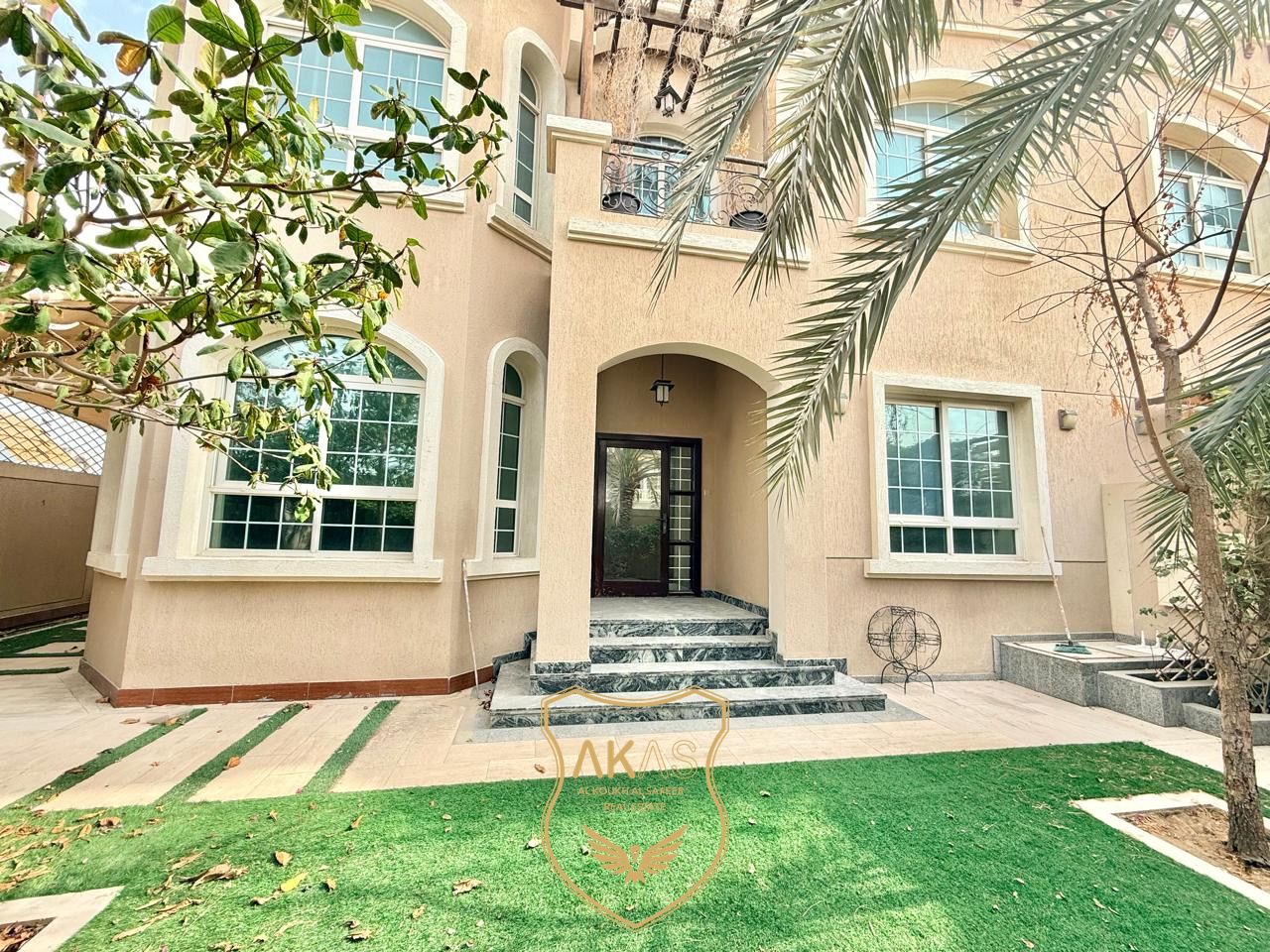 Elegant 5BR Villa | Swimming Pool | Affordable Price