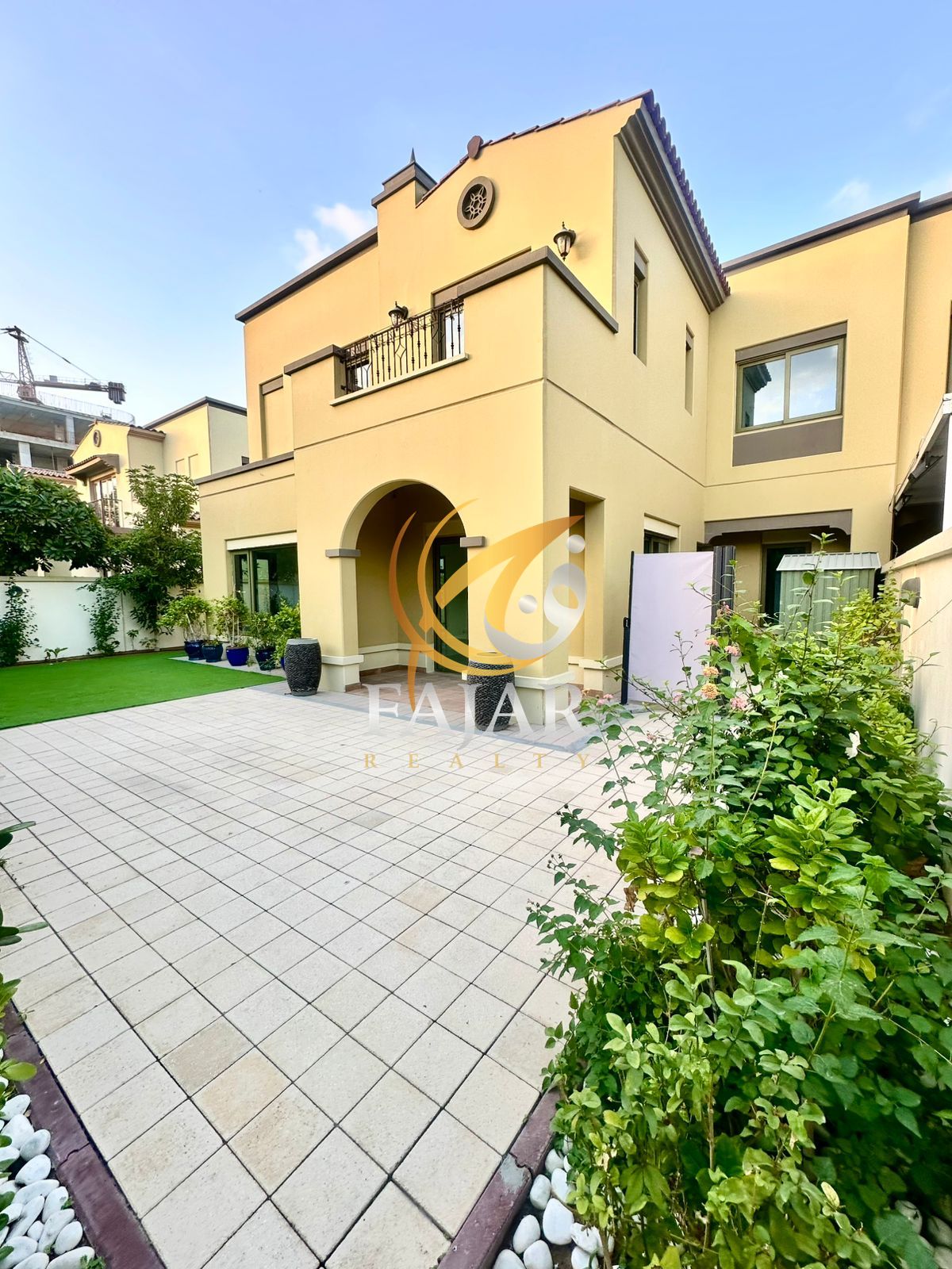 Exclusive unit | Prime location | Community view