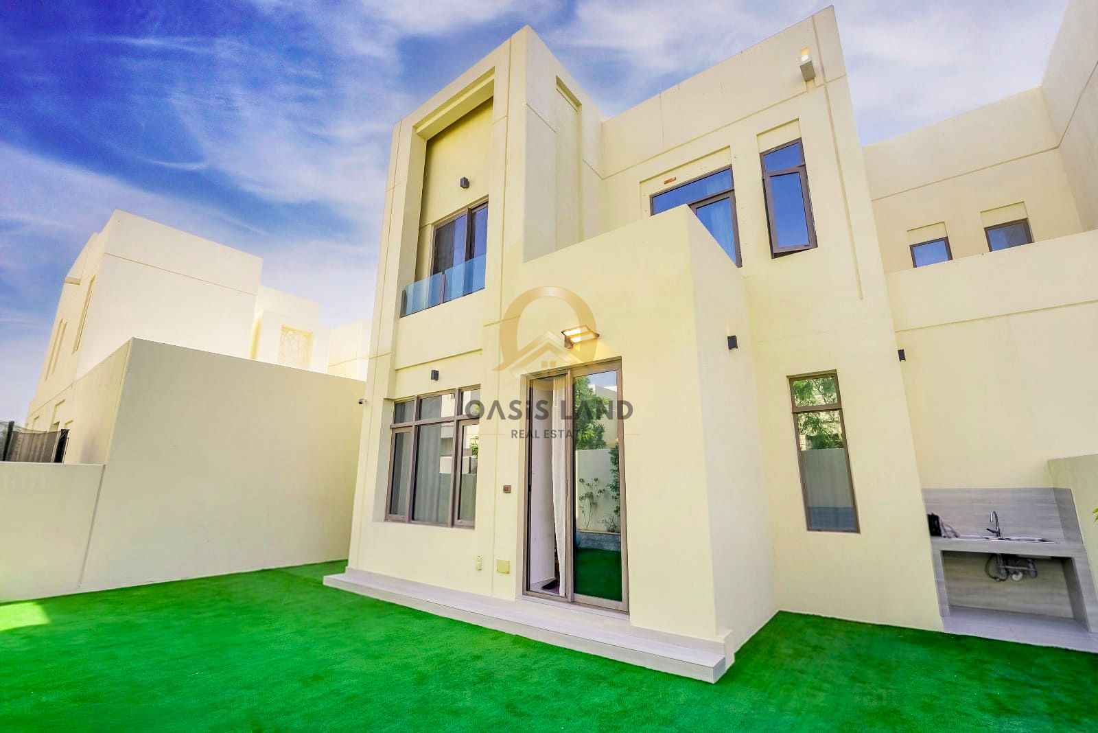 Luxury Villa, Spacious, Prime Location