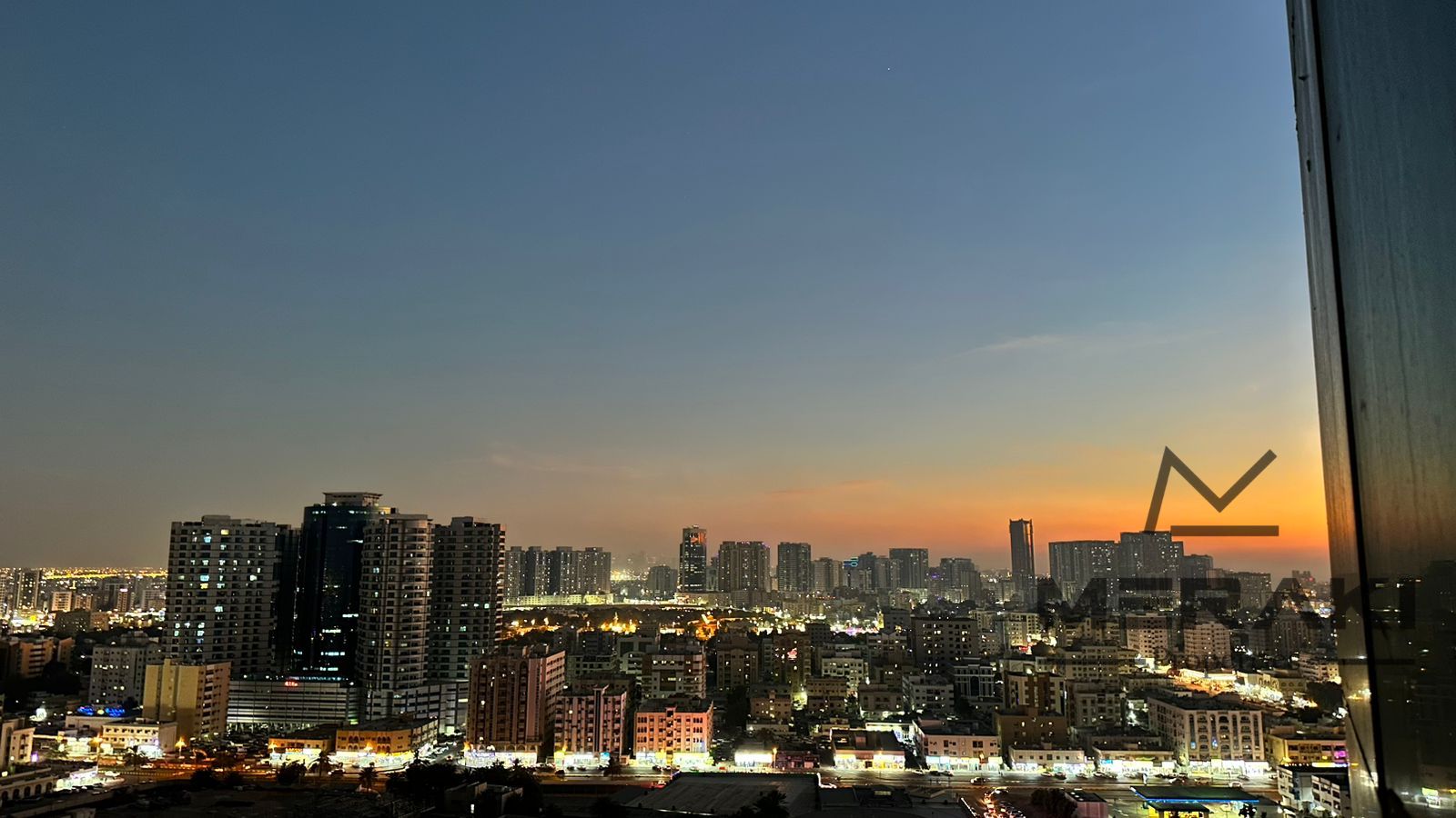 1 Bedroom Apartment for Cash Sale in Orient Tower C – Open View