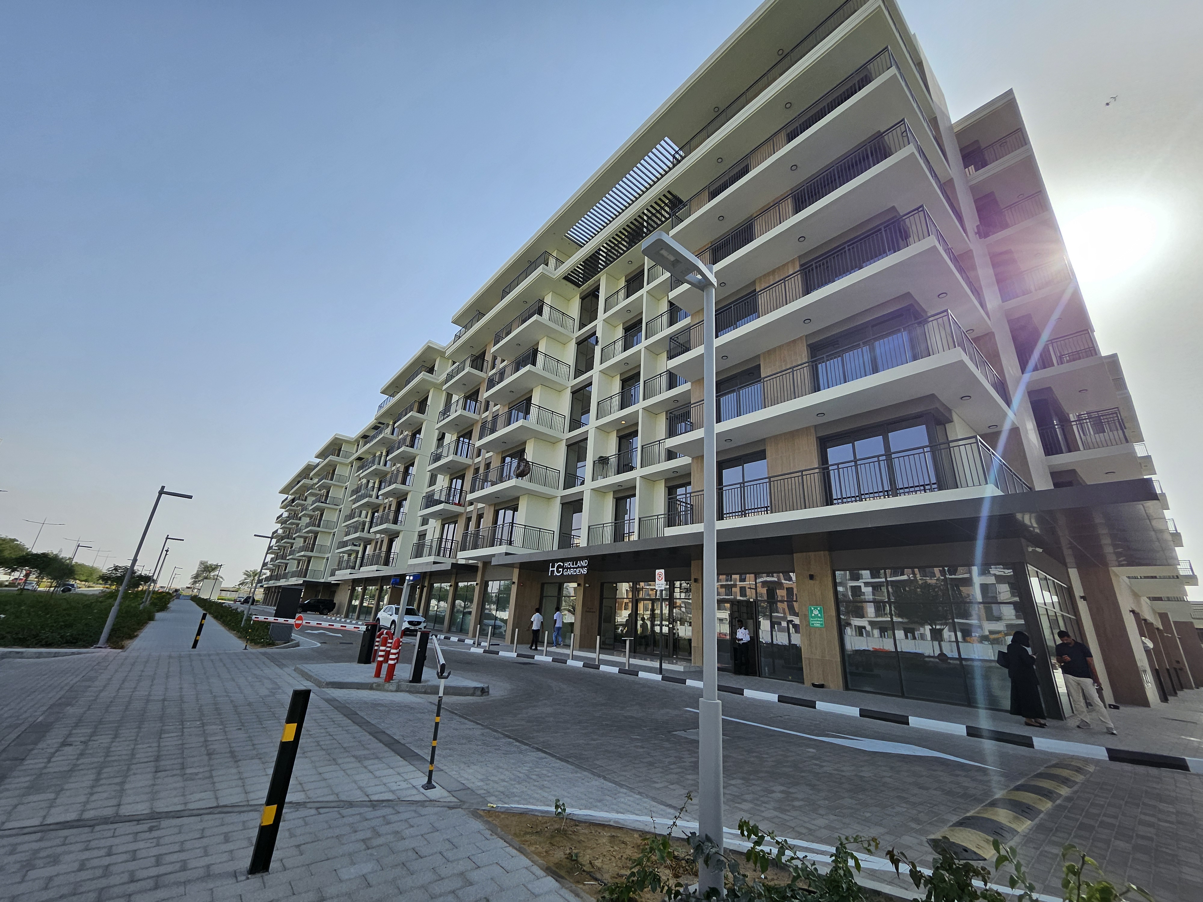 Brand New One Bedroom | Vacant | Multiple Cheques | Hayat Townsquare