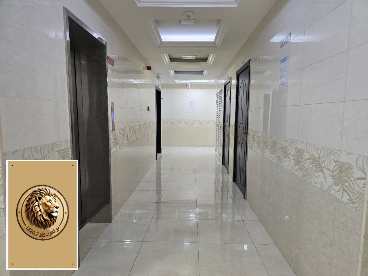 Retail construction in Wanthin commercial category Market Square Location 3 Near Sharae Al-