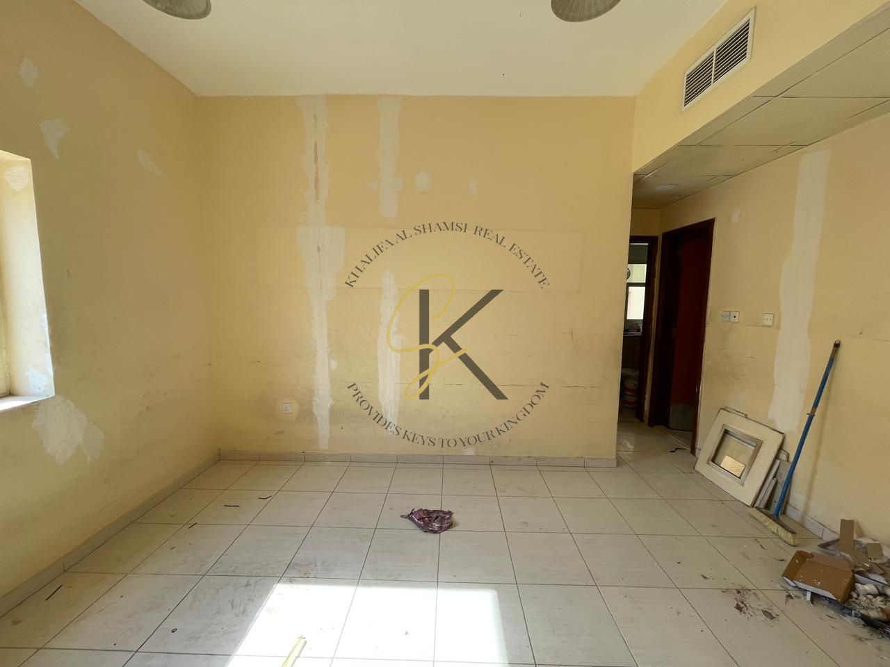 Spacious Unfurnished 1 BHK Apartment for Rent in Muwailah, Sharjah | 950 Sqft | All Amenities | Prime Location