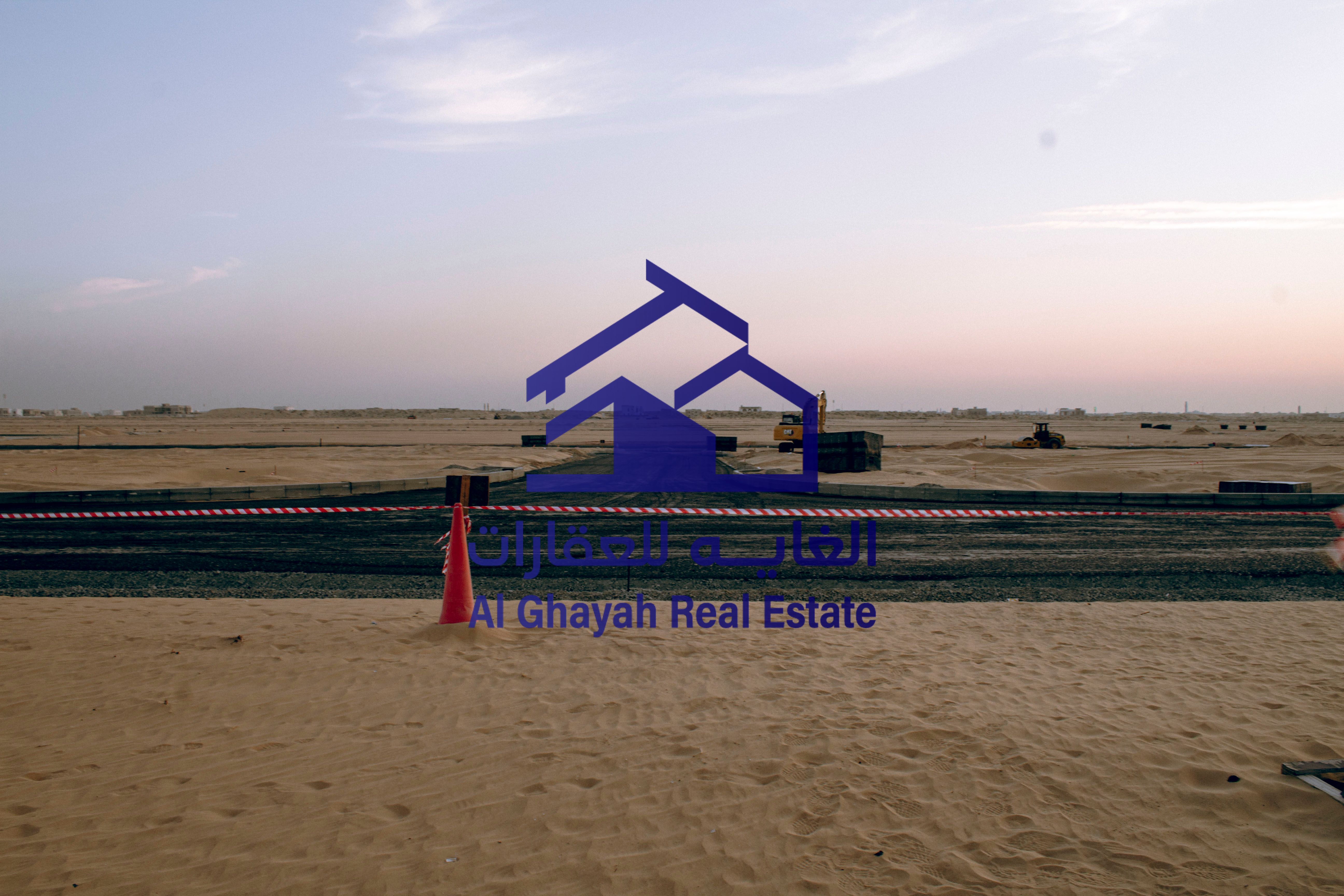 A rare opportunity on the main Mleiha Road – a large commercial/residential plot with a prime frontage, ideal for development!
