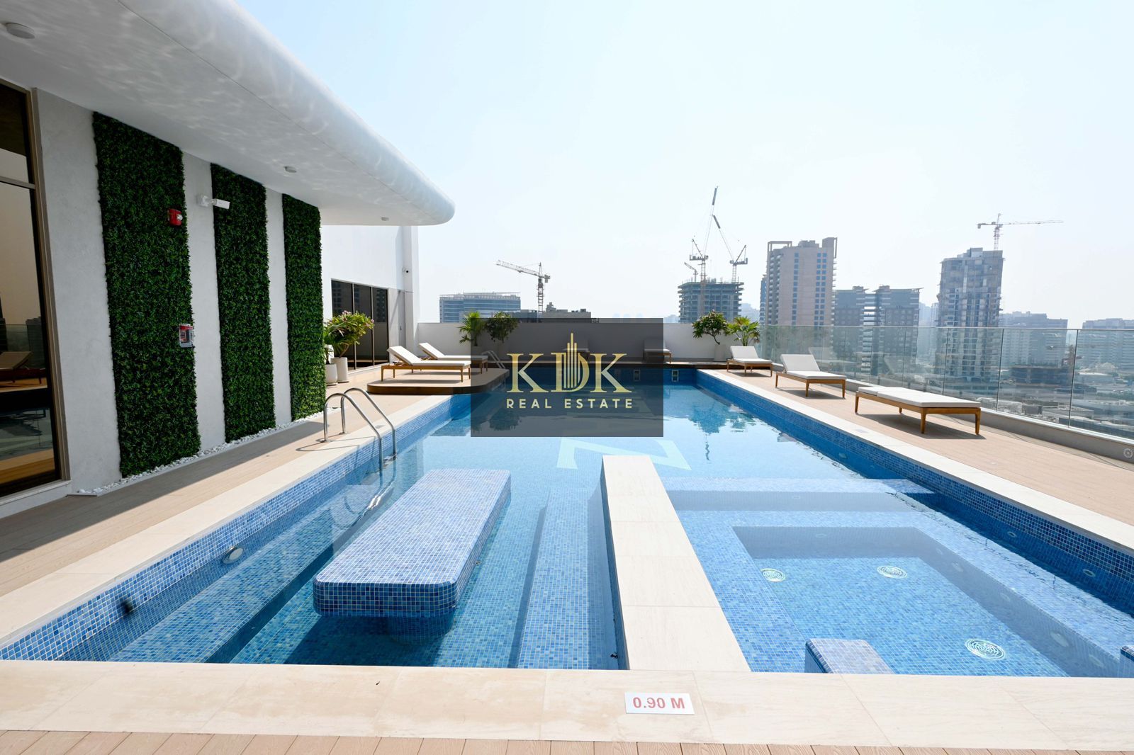 High End Quality | Furnished | Community View