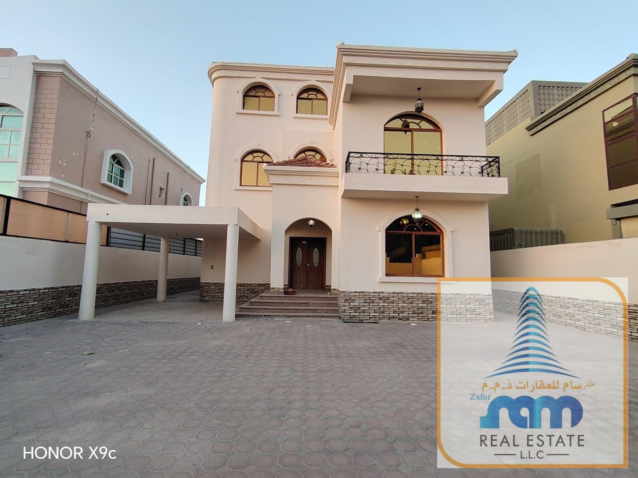 5 Bedroom Villa Available For Rent in Ajman Mowahiat 2