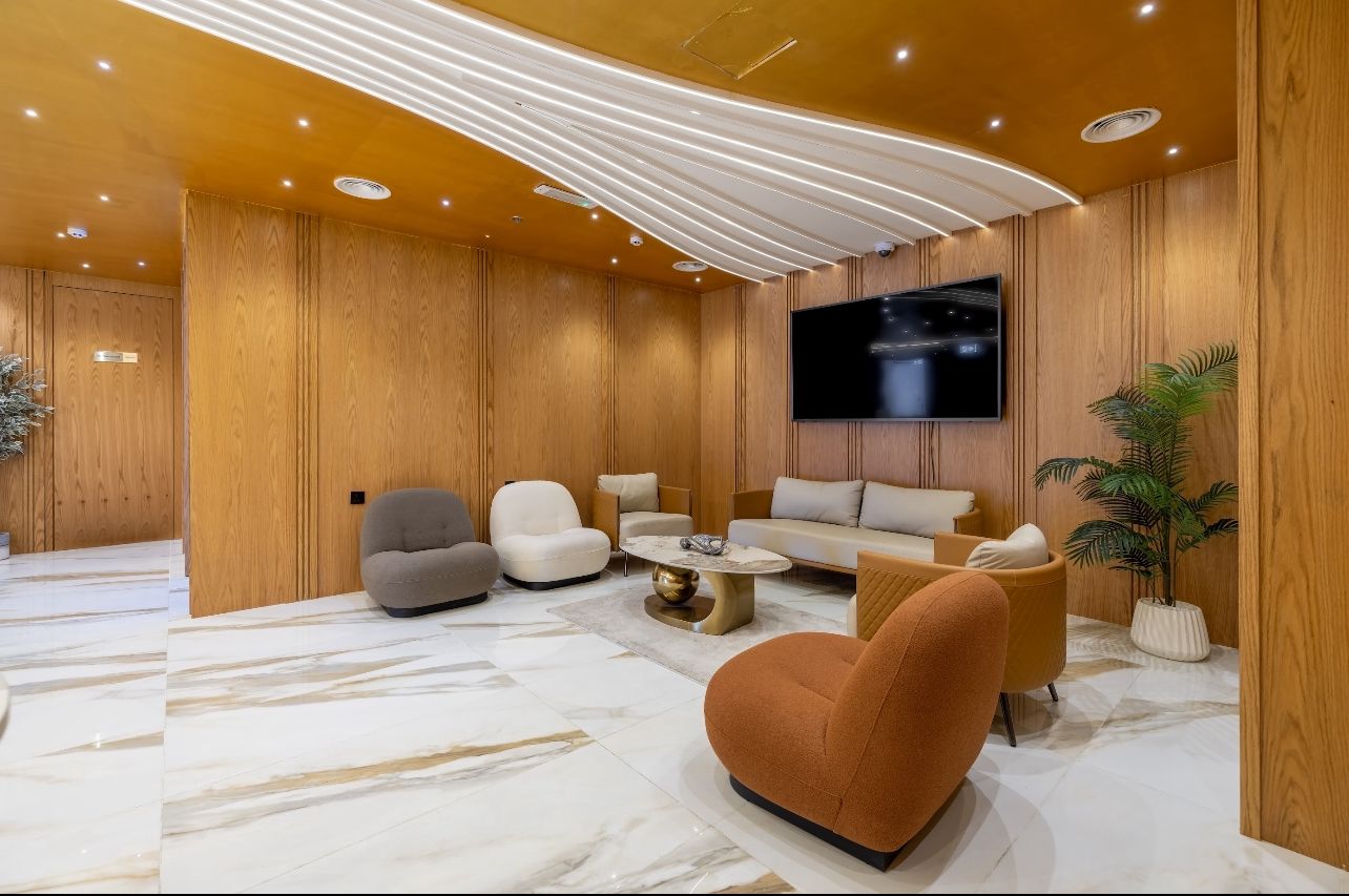 New Business Centre Direct From Owner | Full Canal View | Fully Serviced Offices | Prime Location