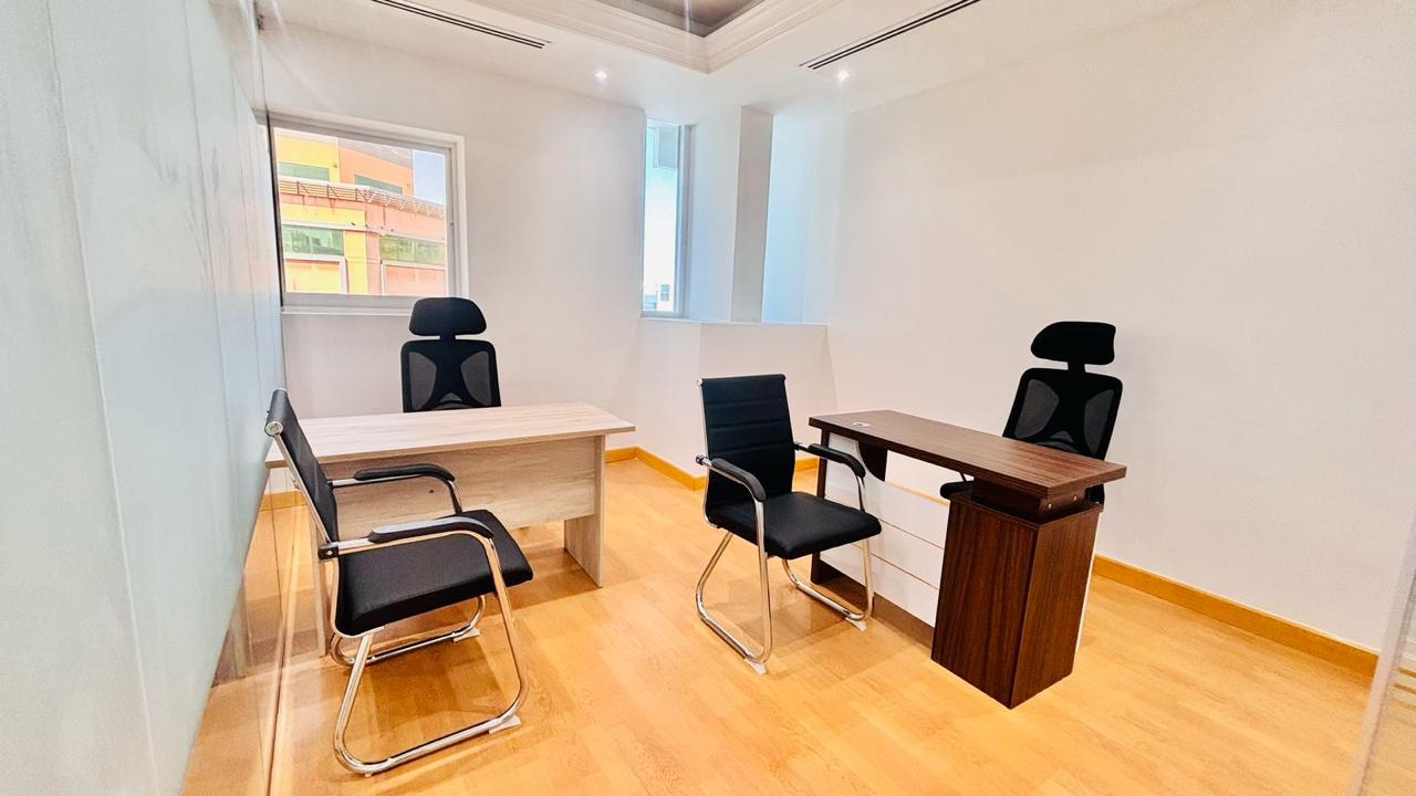 FITTED OFFICE WITH EJARI FURNISHED | MULTIPLE CHEQUES | NEAR BUS, TAXI AND METRO | DEWA CHILLER WIFI FREE