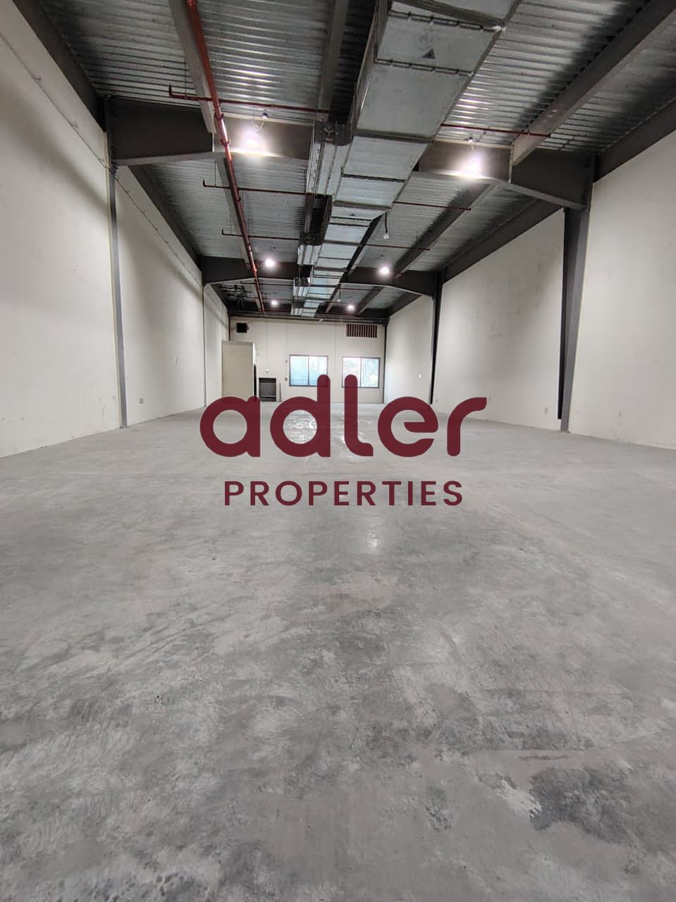 DISCOVER A STRATEGICALLY LOCATED WAREHOUSE IN AL WARSAN | PRACTICAL LAYOUT | HIGH CEILING | EASY CONNECTIVITY TO MAJOR HIGHWAYS