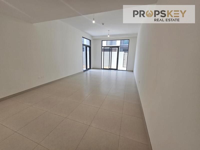 3BR+MAID CORNER || VASTU UNIT || BRAND NEW || CLOSE KITCHEN || BRAND NEW