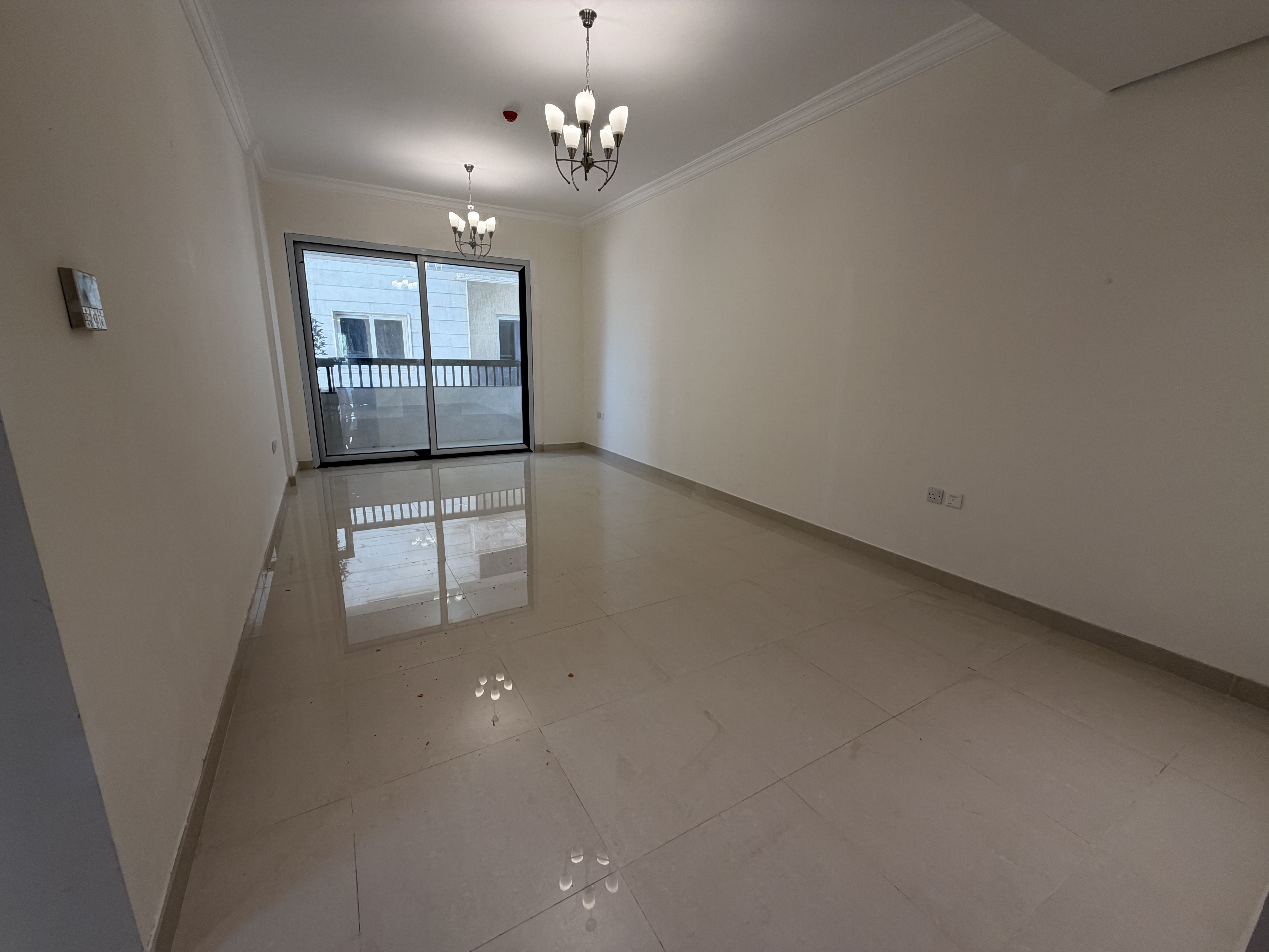 Brand New spacious and luxury 1 bhk apartment available in Brand New building in Al Jada