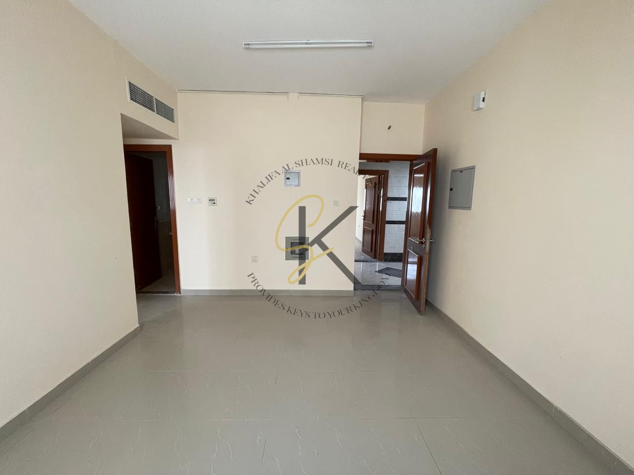 Spacious Unfurnished 1 BHK Apartment for Rent in Muwailah, Sharjah | 950 Sqft | All Amenities | Prime Location