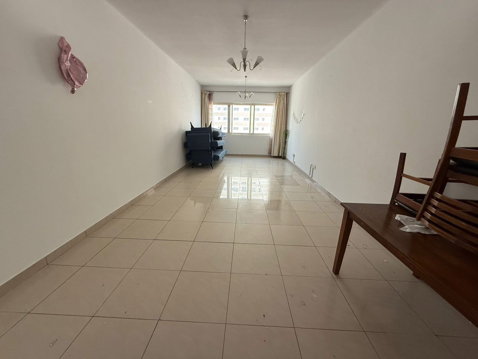Free AC \ Gym \ Pool \ Built-in wardrobes \ Sea view