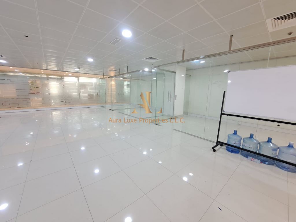 Sheikh Zayed Rd: All Bills Free: Near Metro Station