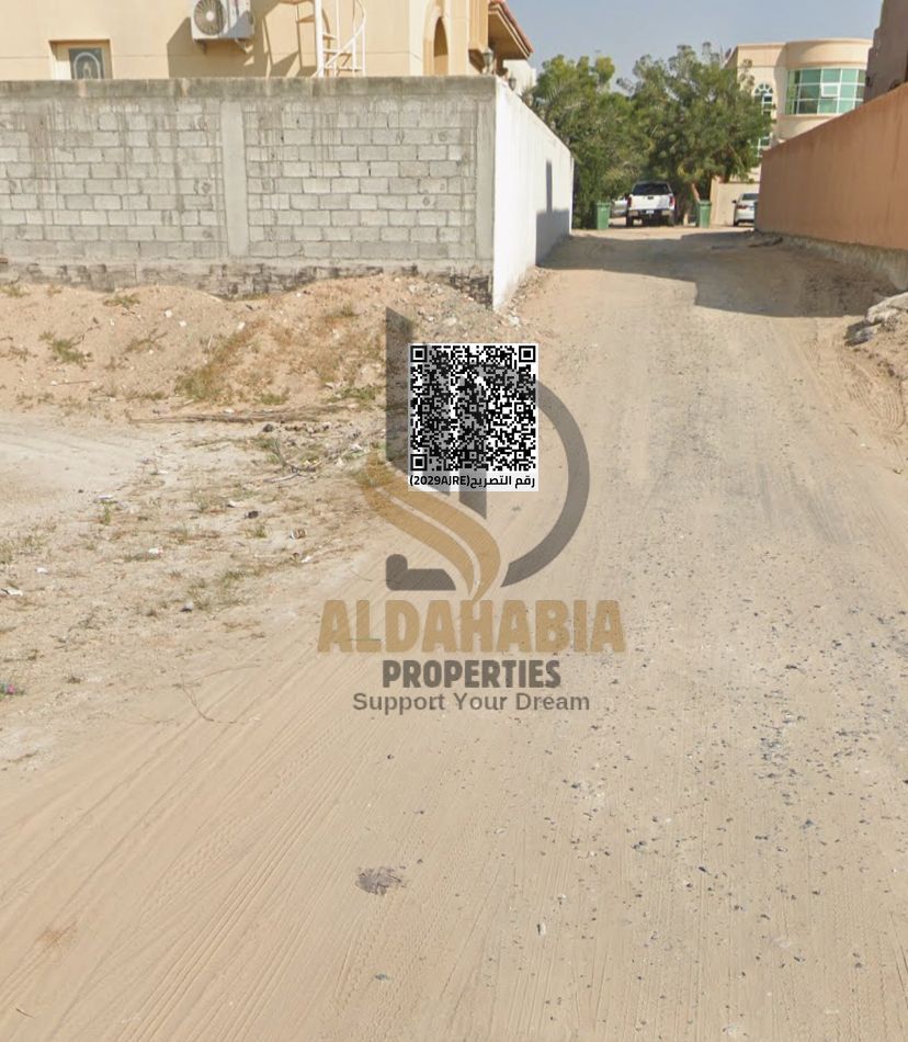 Residential & Commercial Land in Rawda 2