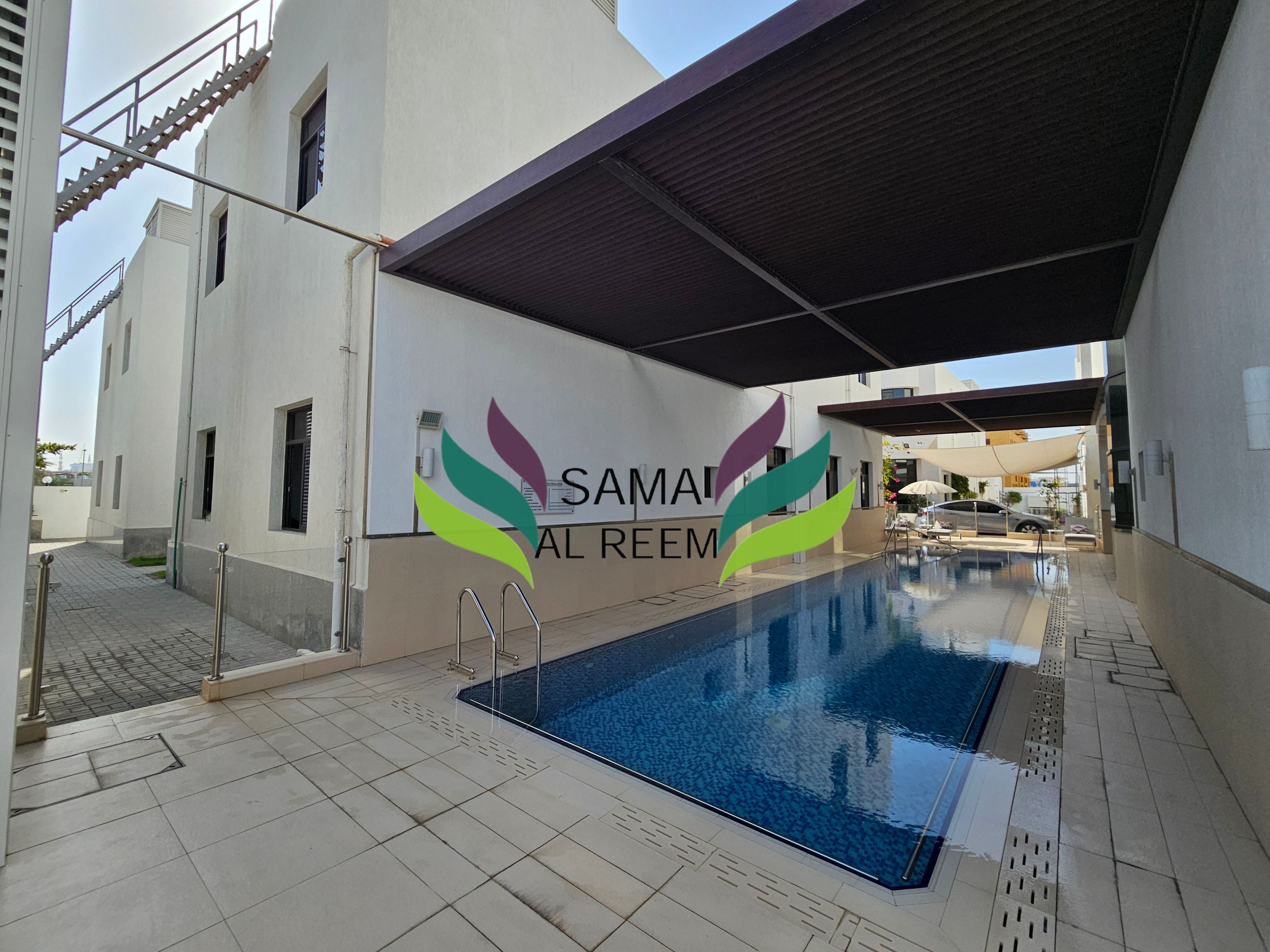 5 Bed Compound Villa With Shared Pool | Jumeirah 1