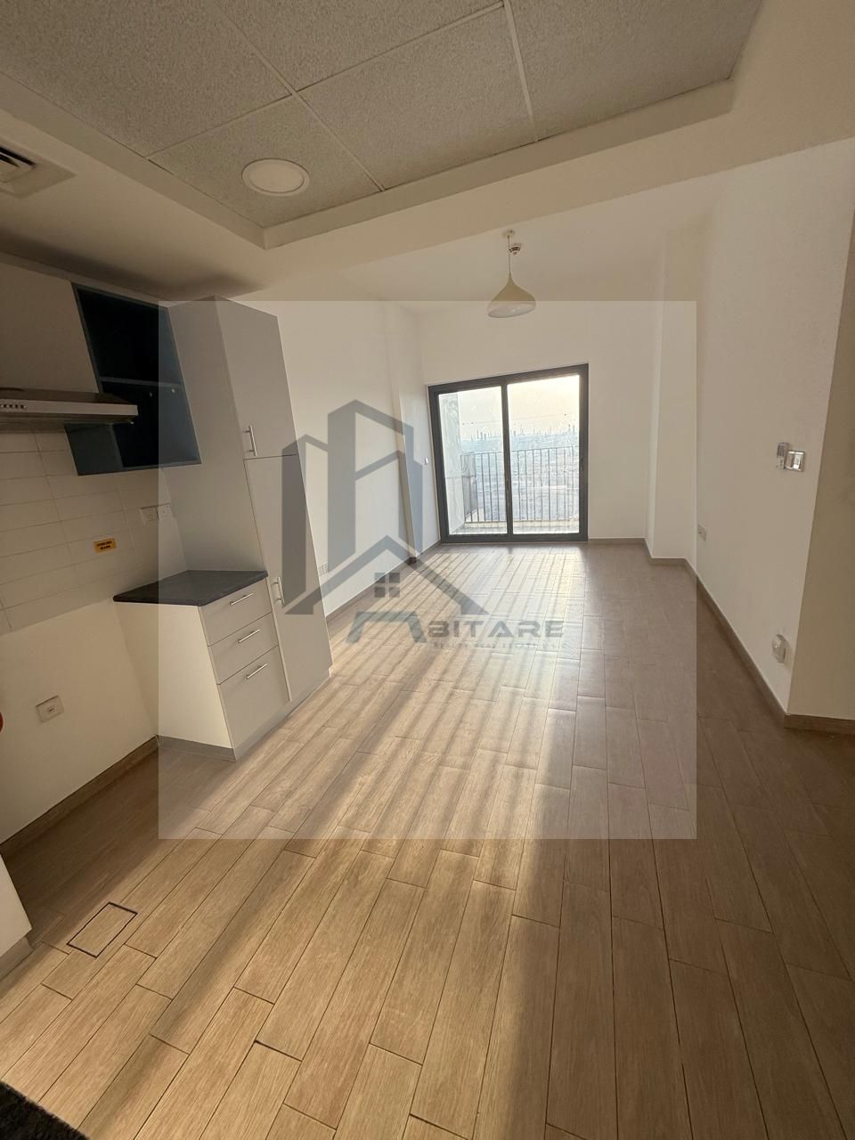 Cozy 2BHK for RENT– Prime Location Near Energy Metro Station!