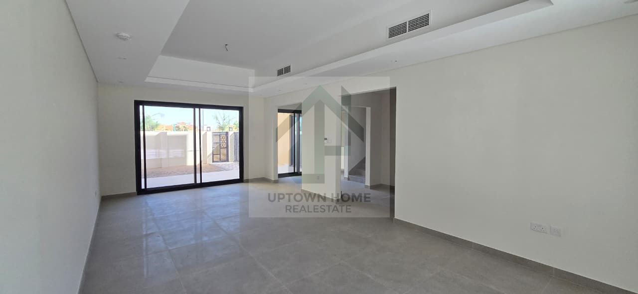 4Bedroom Villa SSC | MIDD | Freehold
