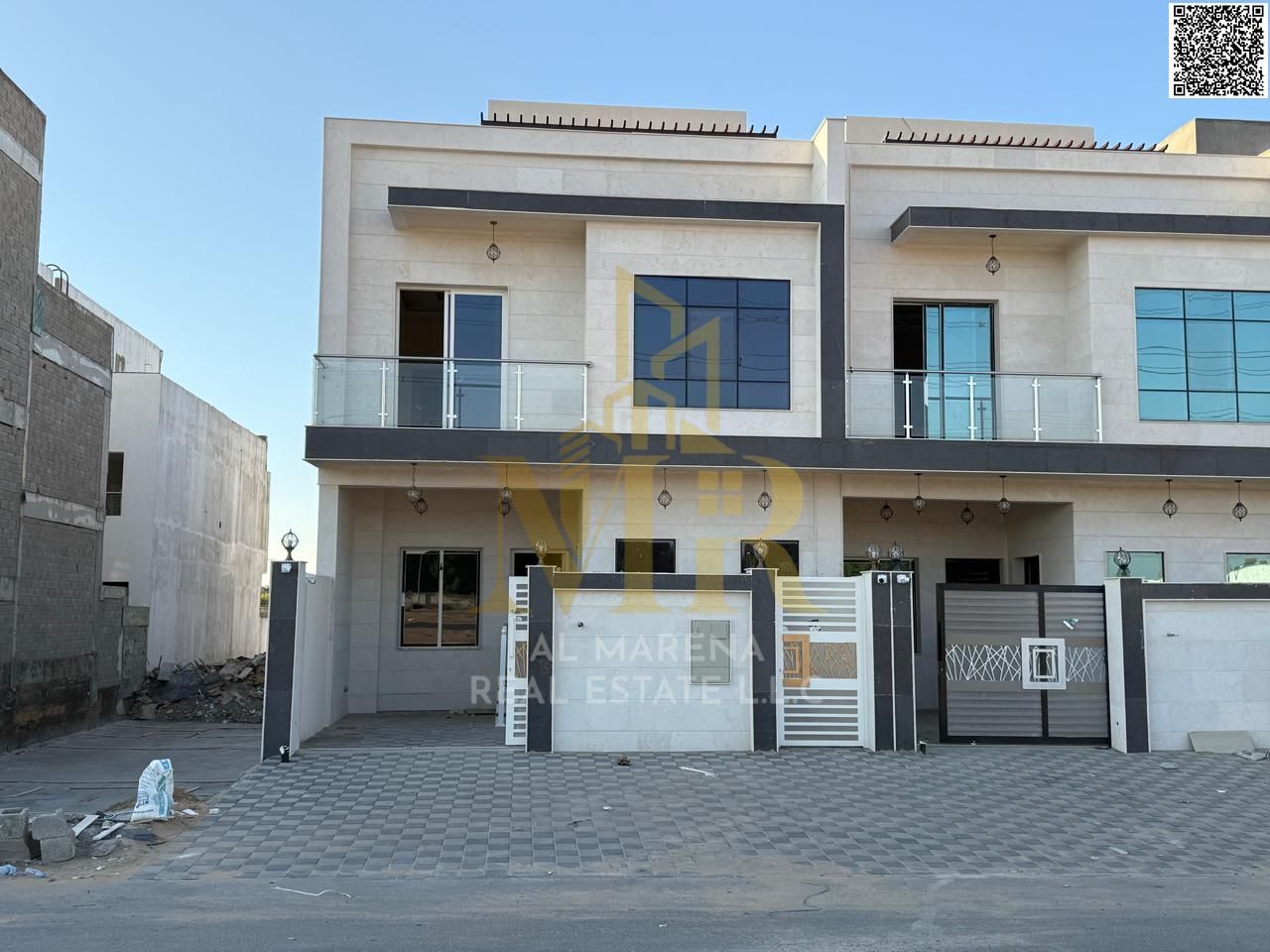 Villa for sale in Al Helio, 2 floors plus a roof, prime location next to the mosque and close to Sheikh Mohammed Bin Zayed Road. Freehold ownership fo