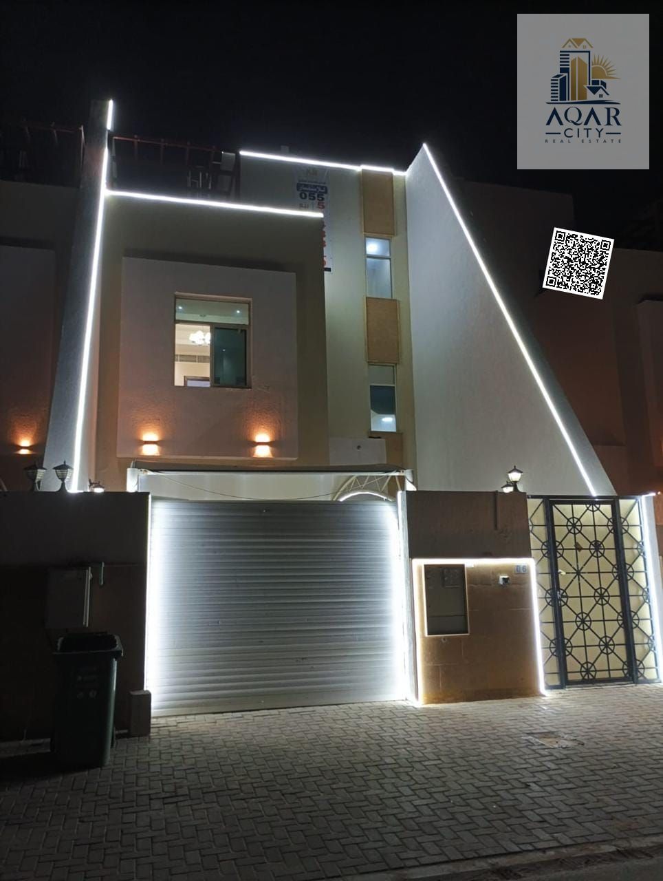 **A strategic location near all services A special location directly opposite the mosque, including water, electricity and central air conditioning. 3 master bedrooms with a roof and a garden High-quality finishing, negotiable and a large area **E